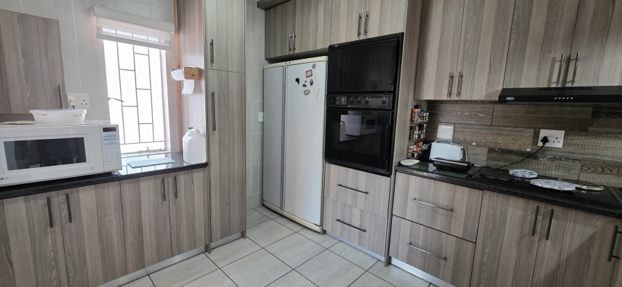 3 Bedroom Property for Sale in Riebeeckstad Free State